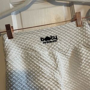 Booty by Brabants White CROPPED LEGGINGS